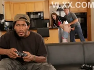 Chị gái tốt bụng cho tôi bắn tinh ngập lồn Mio Ishikawa