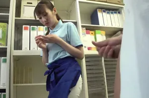 Anh trai phát hiện nhỏ em kế đóng phim trên pornhub