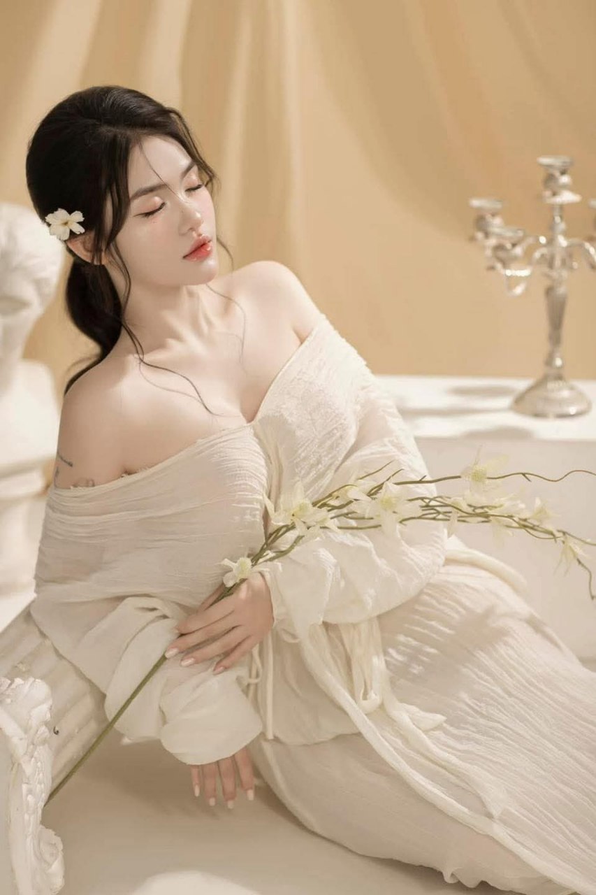 Chuyển nhà, vợ bị 2 gã nhà bên đánh thuốc mê mà Anh xã không biết gì